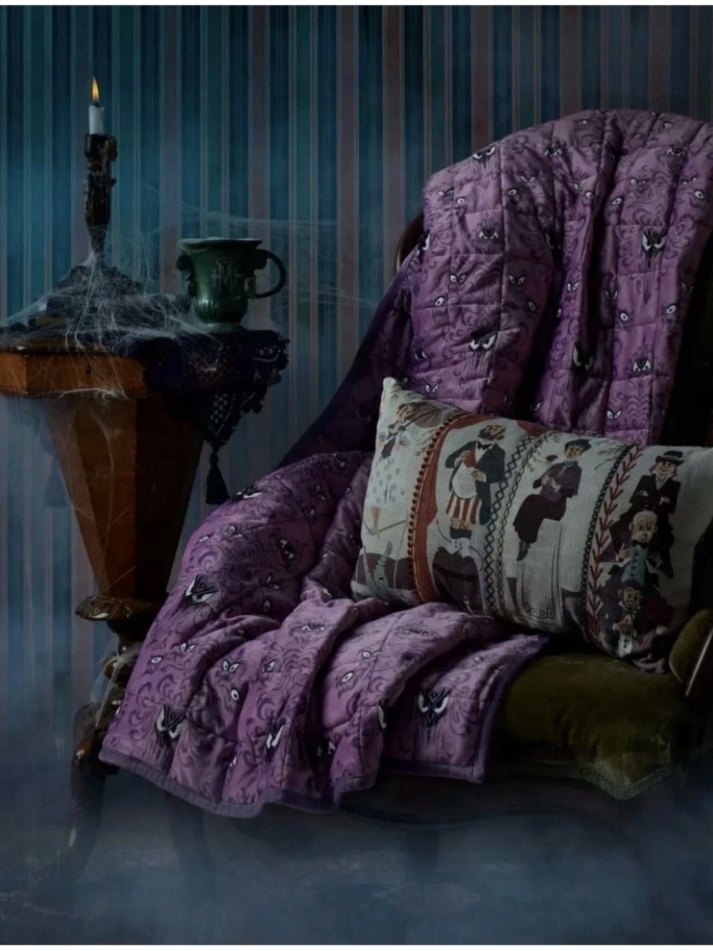 NWOT Disney Haunted Mansion Weighted Blanket